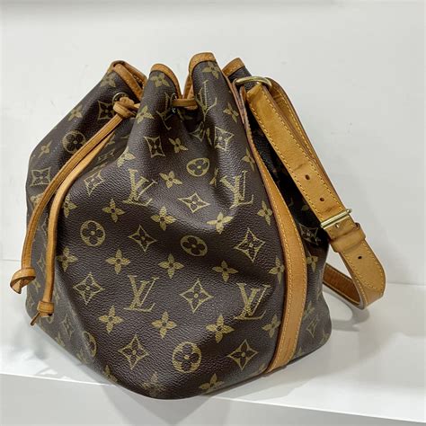 borse louis vuitton anni 70|louis vuitton borse secchiello.